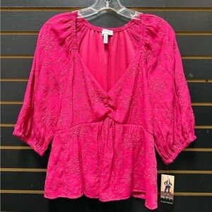 Sofia Jeans by Sofia Vergara Pink Eyelet Peplum Blouse Size M